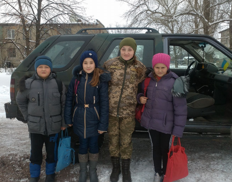 Панночка Іванна з дітьми